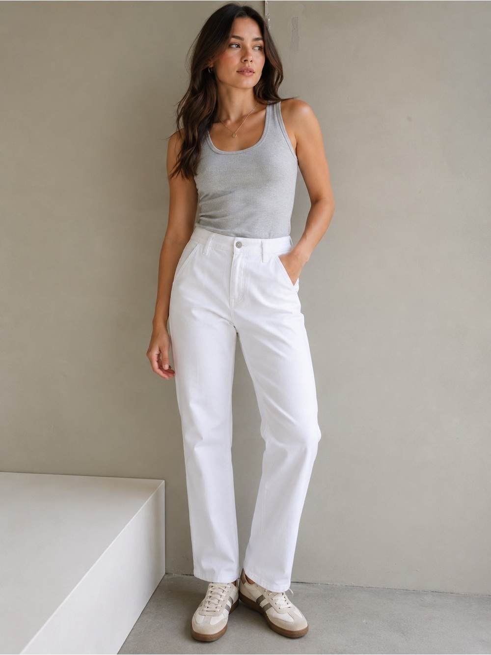 J. McLaughlin White Straight Leg Pants Women’s Size 2 Stretch Cotton